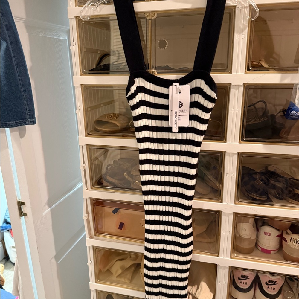 NWT Merokeety Black and White Striped Dress size large
